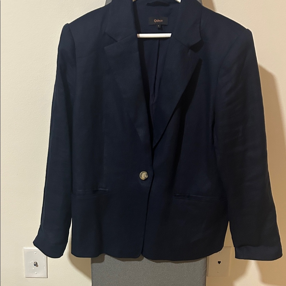 Quince Classic Dark Blue Blazer